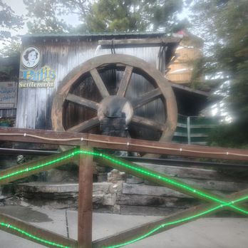 Patti's 1880's Settlement - American Near Me - Grand Rivers, Kentucky Patti's 1880's Settlement - American Near Me - Grand Rivers, Kentucky