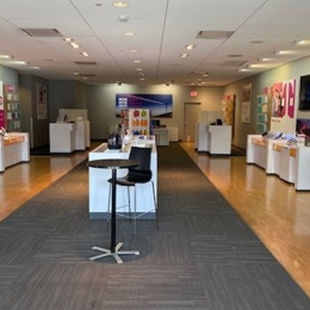 T-Mobile - Mobile Phones Near Me - Las Vegas, Nevada T-Mobile - Mobile Phones Near Me - Las Vegas, Nevada