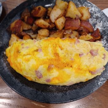 Lake St Cafe - Ham egg and cheese omlet (was supposed to be a denver but was missing onion and green pepper) - Breakfast & Brunch Near Me - Addison, Illinois Lake St Cafe - Ham egg and cheese omlet (was supposed to be a denver but was missing onion and green pepper) - Breakfast & Brunch Near Me - Addison, Illinois