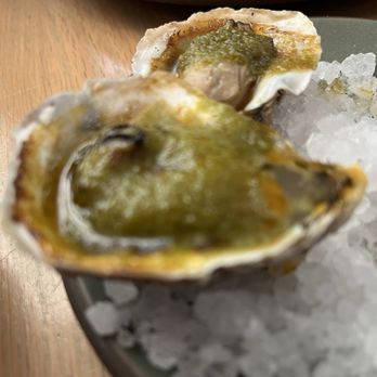 Henrietta Red - Green curry oysters - New American Near Me - Nashville, Tennessee