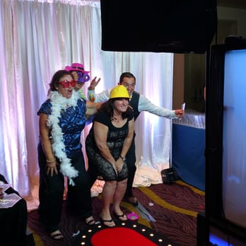 Hesson Entertainment - DJs Near Me - Bowie, Maryland