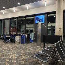 Southwest Airlines - Gate 4