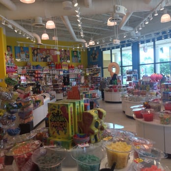 IT'SUGAR - Very big candy store - Candy Stores Near Me - Delray Beach, Florida IT'SUGAR - Very big candy store - Candy Stores Near Me - Delray Beach, Florida