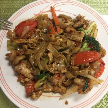 Aranya Thai Restaurant - Pad Kee Meow!  Great and spicy! - Thai Near Me - Burnet, Texas