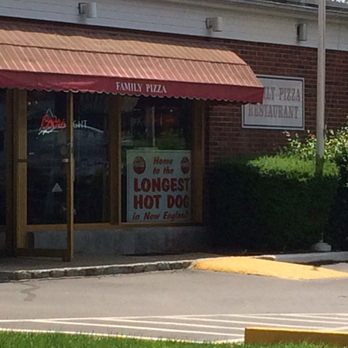 Family Pizza Restaurant - Pizza Near Me - Niantic, Connecticut