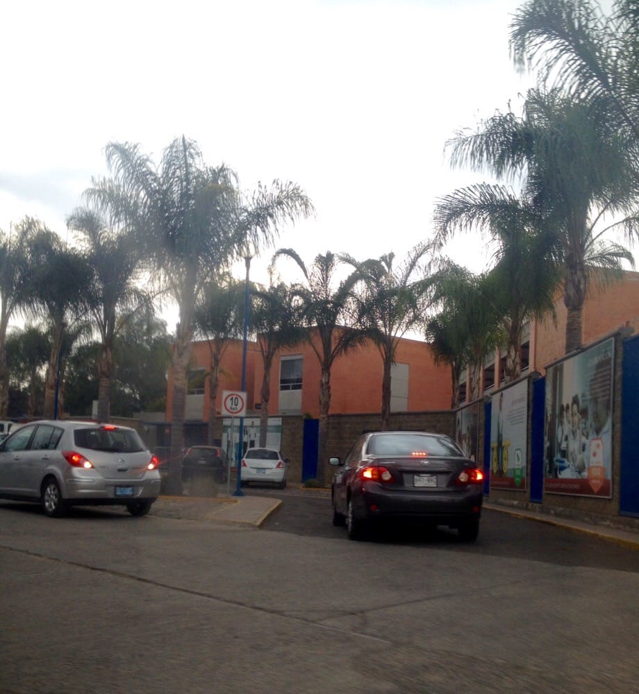 COLEGIO MONCLAIR Updated April 2024 Blvd. San Pedro 135, León, Guanajuato, Mexico