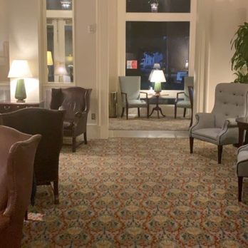 Planters Inn - Lobby - Hotels Near Me - Savannah, Georgia