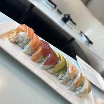 Maji Sushi - Very plump rainbow roll - Sushi Bars Near Me - Dallas, Texas