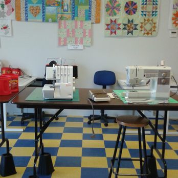 Quilting B & More - Some of the machines set up in the class room. - Fabric Stores Near Me - Charlottetown, Prince Edward Island