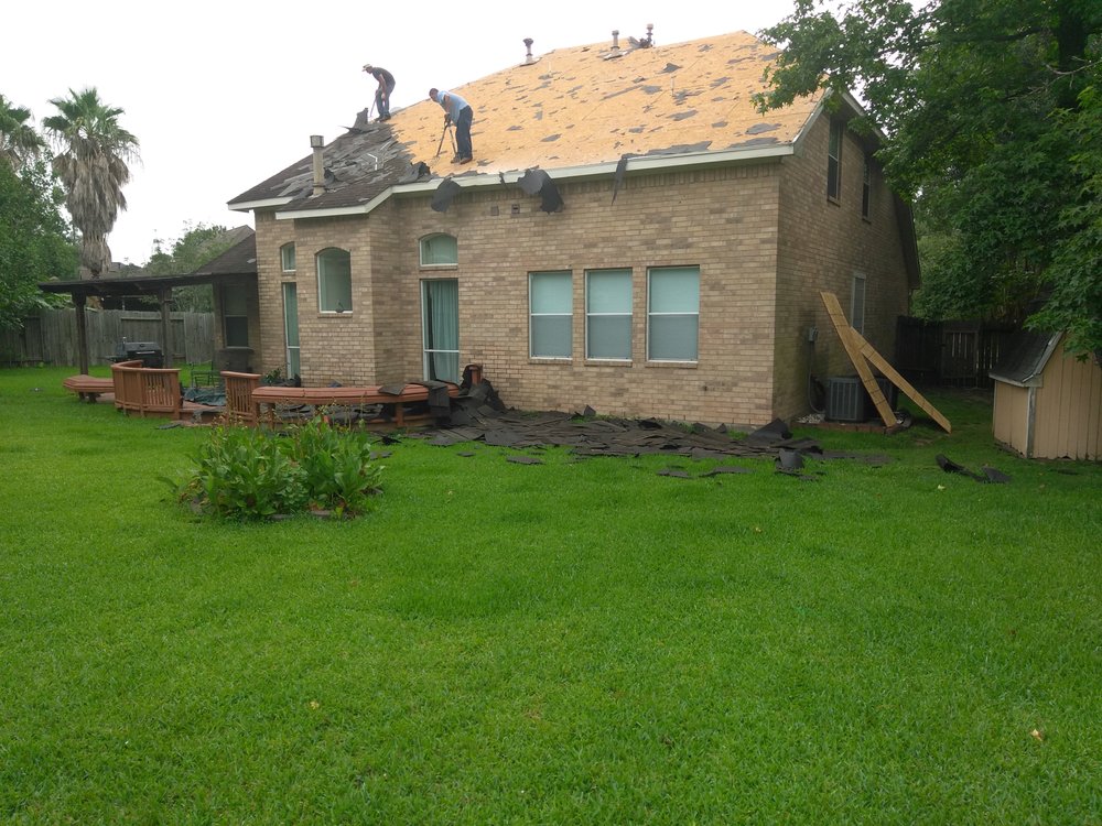 Slide of Stades Roofing