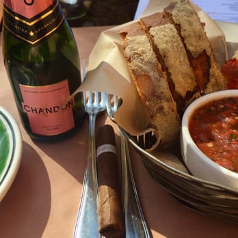 Cafe Fiore - Champ-ag-ne Anndd Cigars - Italian Near Me - Ventura, California