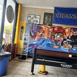 Eatcetera Deli Cafe - Inside