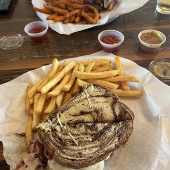 Slot T Beer - Rueben and Slot T burger. Fries and sweet potato fros. - Brewpubs Near Me - Liberty Hill, Texas Slot T Beer - Rueben and Slot T burger. Fries and sweet potato fros. - Brewpubs Near Me - Liberty Hill, Texas