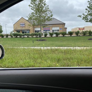 Express Oil Change & Tire Engineers - Watch out for them they will damage your car then tell you it's your fault - Tires Near Me - Richmond, Texas