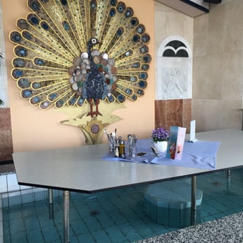 Königliche Kristall-Therme - Table in upstairs restaurant if you like wet feet while eating - Swimming Pools Near Me - Schwangau, BY Königliche Kristall-Therme - Table in upstairs restaurant if you like wet feet while eating - Swimming Pools Near Me - Schwangau, BY