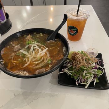Nha Trang Vietnamese Cuisine - Bún Bò Huế / Spicy Beef Noodle Soup, Trà Đá Đặc Biệt / Passion Fruit Black Tea - Noodles Near Me - Pasadena, California Nha Trang Vietnamese Cuisine - Bún Bò Huế / Spicy Beef Noodle Soup, Trà Đá Đặc Biệt / Passion Fruit Black Tea - Noodles Near Me - Pasadena, California