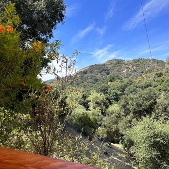 Cafe on 27 - Breakfast & Brunch Near Me - Topanga, California