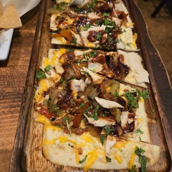 Bandits' Grill & Bar - Flat bread. Really good. - Barbeque Near Me - Thousand Oaks, California
