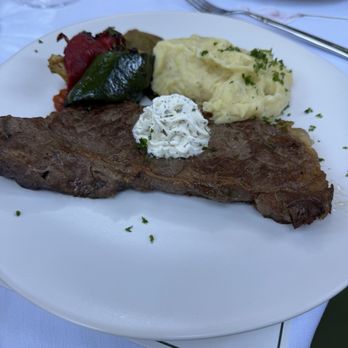 Deer Park Villa - Steak plate - Venues & Event Spaces Near Me - Fairfax, California