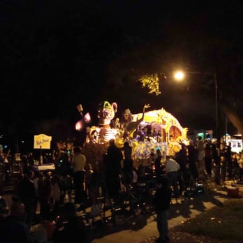 Le Krewe D'Etat Parade - Local Flavor Near Me Le Krewe D'Etat Parade - Local Flavor Near Me