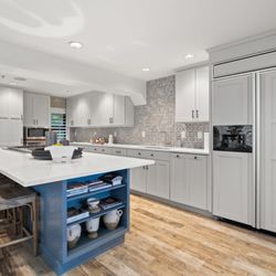 Phil Chek Design & Construction 