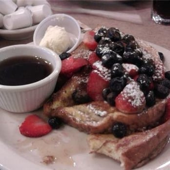 Bill's Cafe - A very berry french toast - American Near Me - San Jose, California Bill's Cafe - A very berry french toast - American Near Me - San Jose, California