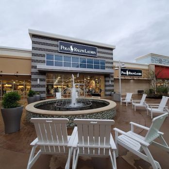 Tanger Outlets National Harbor - Outlet Stores Near Me - National Harbor, Maryland