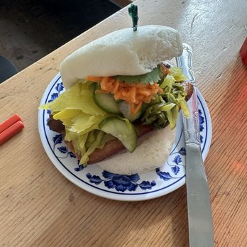 Woon - Pork Belly Bao 五花肉刈包 - Chinese Near Me - Los Angeles, California