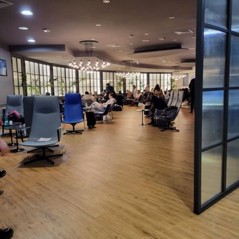 Prima Vista Lounge Terminal E - Seating area - Airport Lounges Near Me - Fiumicino, RM Prima Vista Lounge Terminal E - Seating area - Airport Lounges Near Me - Fiumicino, RM