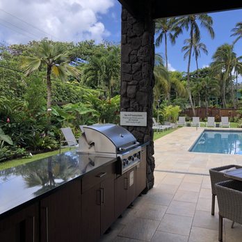 Hanalei Colony Resort - Pool area at Hanalei Colony Resort in Hanalei/Wainiha on Kauai, Hawaii. - Resorts Near Me - Haena, Hawaii