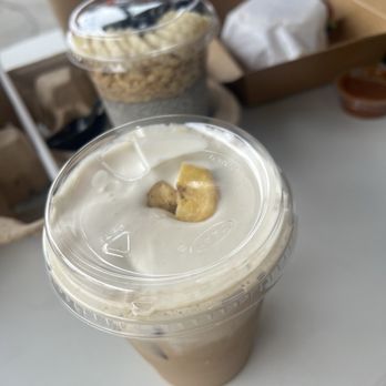 Vida Pura - Banana latte - Breakfast & Brunch Near Me - Los Angeles, California Vida Pura - Banana latte - Breakfast & Brunch Near Me - Los Angeles, California