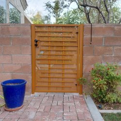Giddy Up Garage Doors & Iron