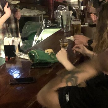 Bugsy's - American Near Me - Warren, Michigan