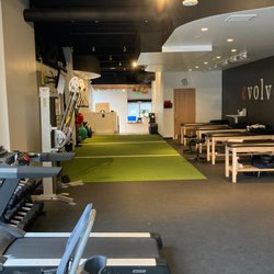 Evolution Physical Therapy - Turf/Treatment