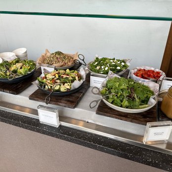 British Airways Lounge - Fresh salads, anyone - Airport Lounges Near Me - Philadelphia, Pennsylvania British Airways Lounge - Fresh salads, anyone - Airport Lounges Near Me - Philadelphia, Pennsylvania