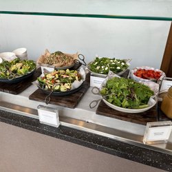 British Airways Lounge - Fresh salads, anyone