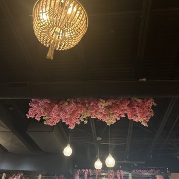 Mezza9 Cafe & Desserts - Coffee & Tea Near Me - Rochester, Minnesota