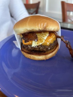 Bones' Burgers by null