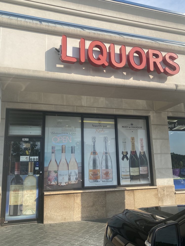 VILLAGE GREEN LIQUORS Updated August 2024 262 Arden Ave, Staten Island, New York Beer