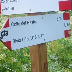 Camping Libac - Wenn man Glück hat, trifft man präzise Wegweiser
