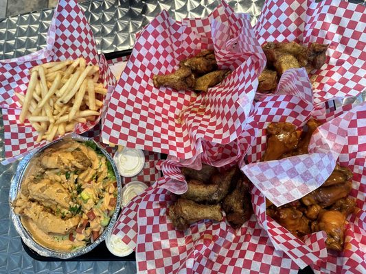 Halal wings, Burgers & Fried Chicken by null
