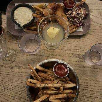 Maui Brewing Company - Truffle fries and fish n chips - Breweries Near Me - Kihei, Hawaii Maui Brewing Company - Truffle fries and fish n chips - Breweries Near Me - Kihei, Hawaii