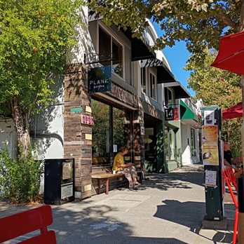 Plank Coffee - Cloverdale - Coffee & Tea Near Me - Cloverdale, California