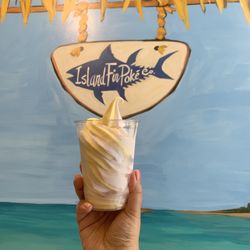 Island Fin Poke Company - Downers Grove - Dole whip is on point! @veefoodlife
