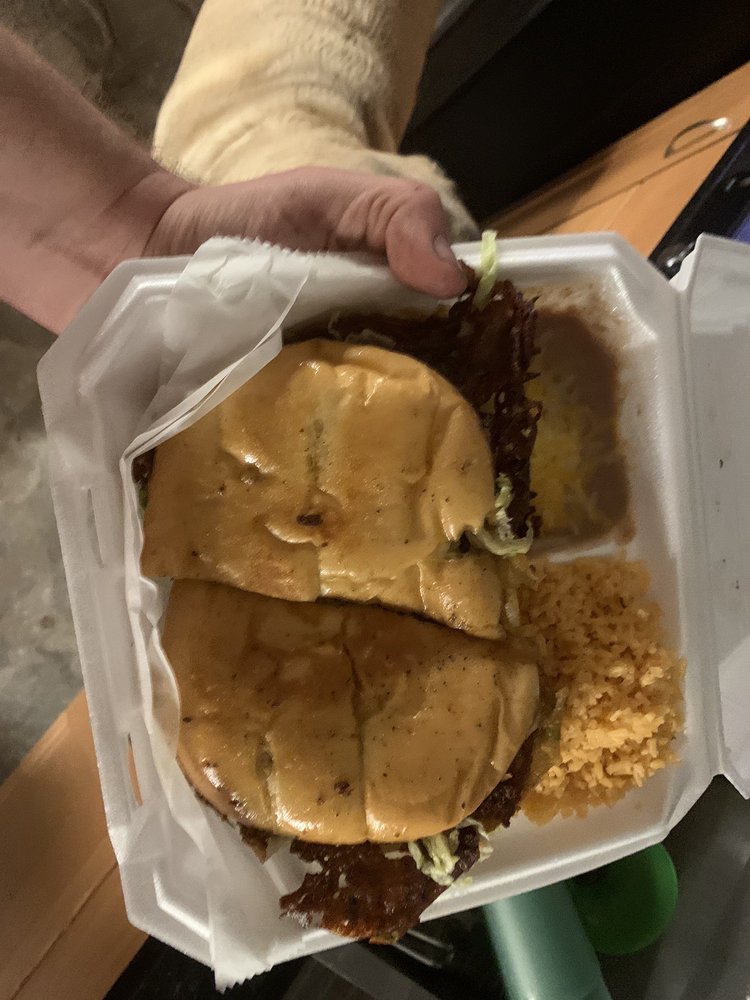 Food from Taco Tutis