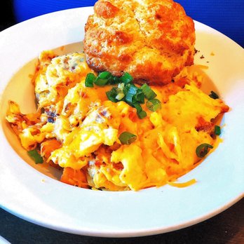 B Matthews Eatery - Bay Street Scramble - New American Near Me - Savannah, Georgia
