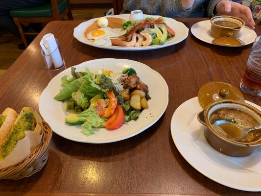 ロイヤルホスト 屏風ヶ浦店 Diners 磯子区森2 26 15 横浜市 神奈川県 Japan Restaurant Reviews Phone Number