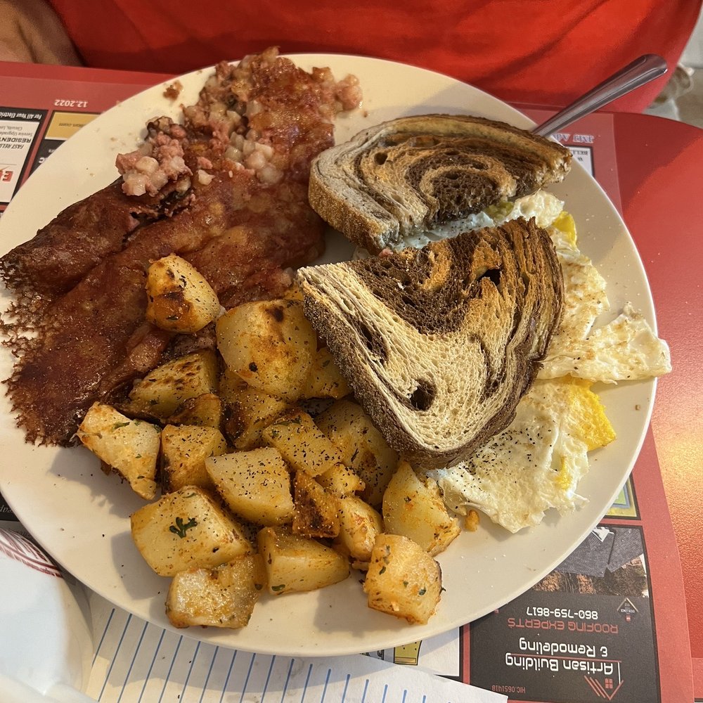 Eggs Up Restaurant - Corned Beef Hash breakfast - Breakfast & Brunch Near Me - Portland, Connecticut Eggs Up Restaurant - Corned Beef Hash breakfast - Breakfast & Brunch Near Me - Portland, Connecticut