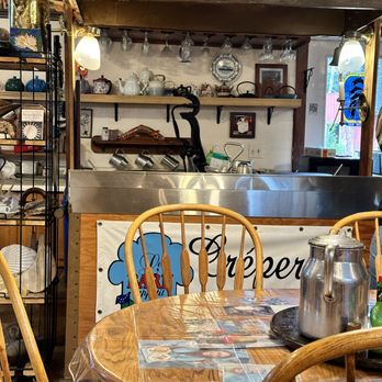 Le Barn Appetit Inn & Creperie - Le Barn Appetit Creperie - Creperies Near Me - Seward, Alaska Le Barn Appetit Inn & Creperie - Le Barn Appetit Creperie - Creperies Near Me - Seward, Alaska