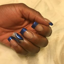 I Heart Nails - Blue and shimmer! Fun nails!
